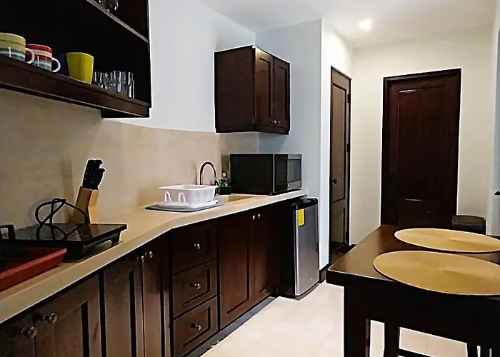 Apartamento Catalinas - Cazenovia Centrally Located, Short Walk To Playa Danta